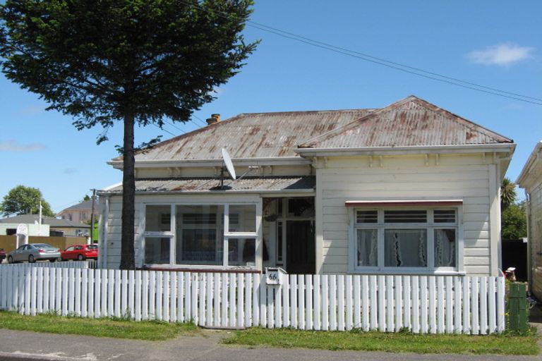 Photo of property in 66 Romilly Street, Westport, 7825