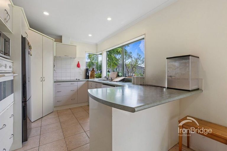 Photo of property in 7 Jadewynn Drive, Massey, Auckland, 0614
