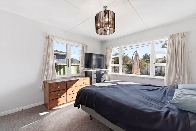 Photo of property in 17 Mcglashen Street, Motueka, 7120