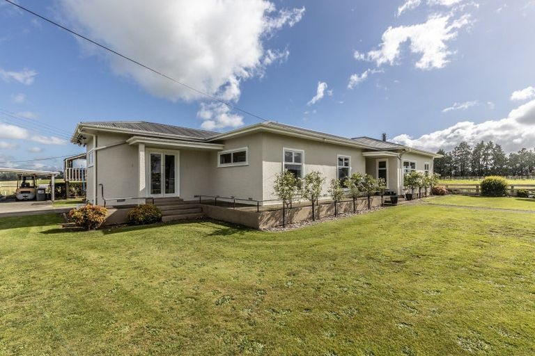 Photo of property in 71 Laws Road, Dannevirke, 4972