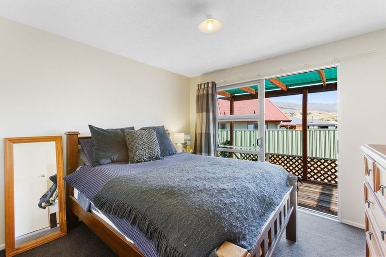 Photo of property in 4 Hotop Place, Cromwell, 9310