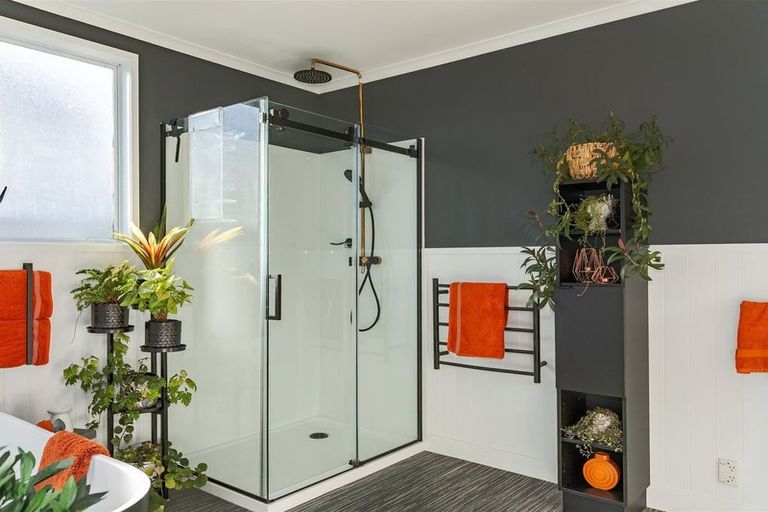 Photo of property in 53 Queen Street, Westport, 7825