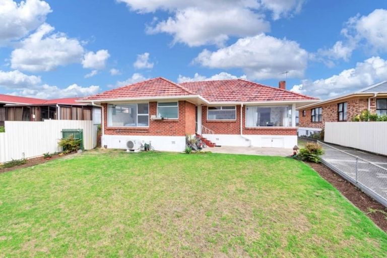Photo of property in 22 Pukaki Road, Mangere, Auckland, 2022