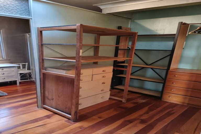 Photo of property in 10 Mona Avenue, Mangere Bridge, Auckland, 2022