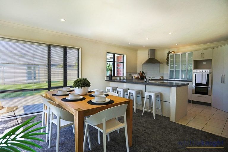 Photo of property in 91 Overbury Crescent, Rolleston, 7614