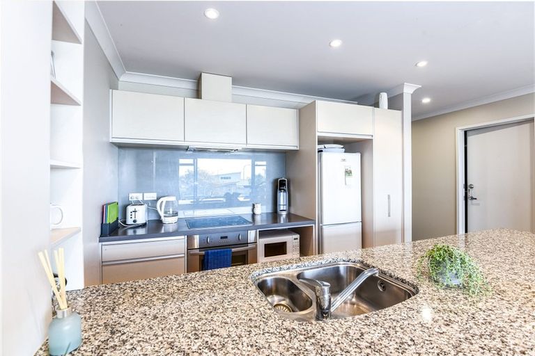 Photo of property in 5/898 Papamoa Beach Road, Papamoa Beach, Papamoa, 3118