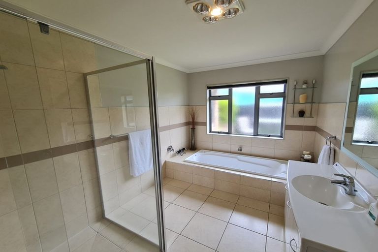 Photo of property in 87 Merriman Place, Pyes Pa, Tauranga, 3112