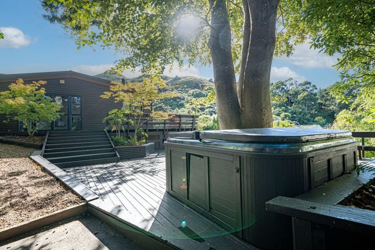 Photo of property in 28a Zephyr Terrace, Governors Bay, Lyttelton, 8971