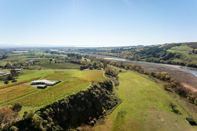 Photo of property in 56 River Road, Havelock North, 4294
