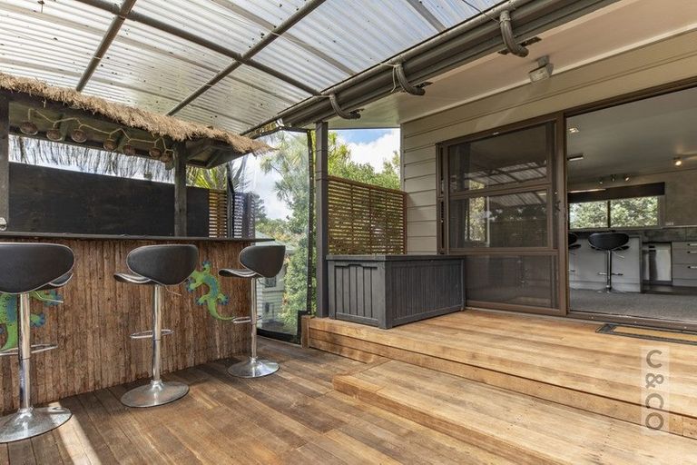 Photo of property in 24 Maude Street, Riverhead, 0820