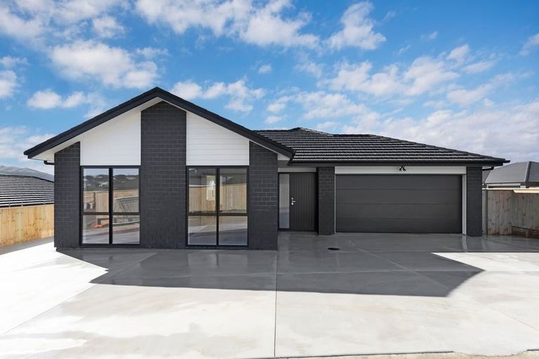 Photo of property in 2 Vintner Lane, Pokeno, 2402