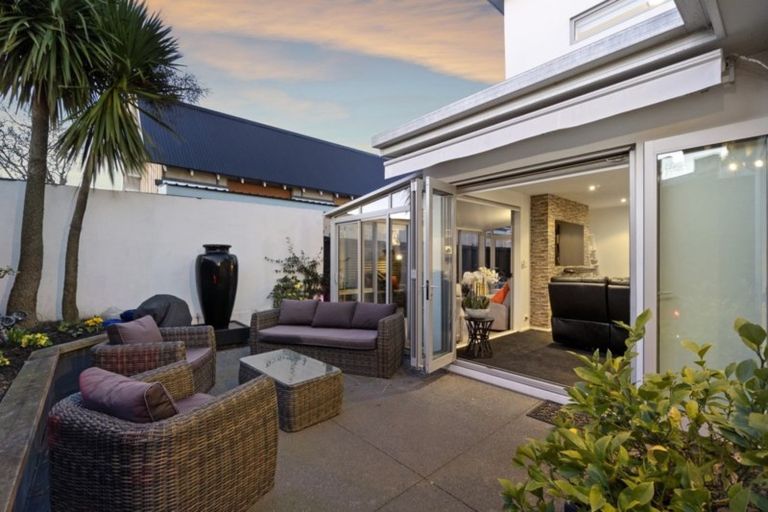 Photo of property in 27 Clare Road, St Albans, Christchurch, 8014