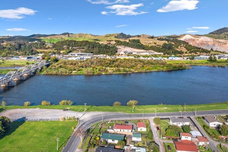 Photo of property in 24 Riverview Road, Huntly, 3700