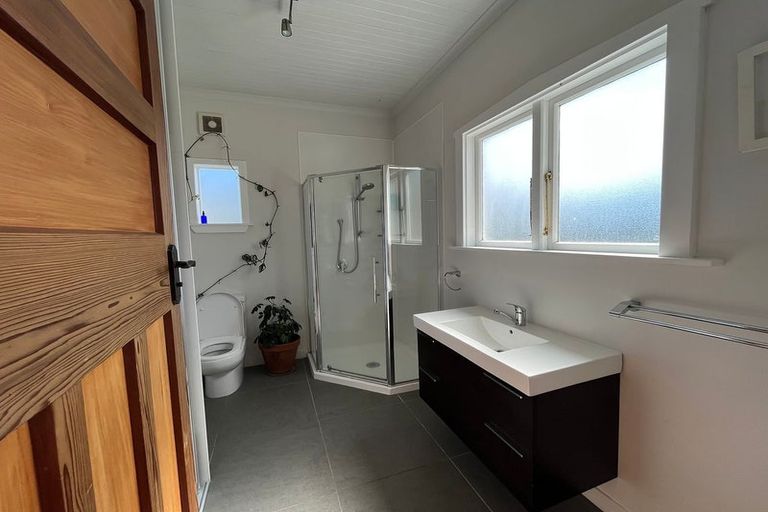 Photo of property in 24 Birdwood Avenue, Beckenham, Christchurch, 8023