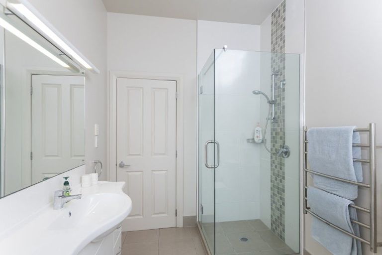 Photo of property in 2/40 Reads Quay, Gisborne, 4010