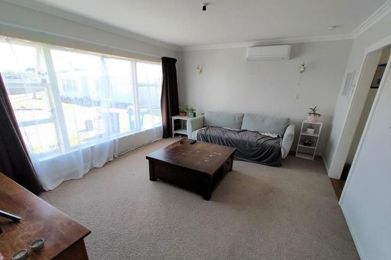 Photo of property in 7 Eton Place, Levin, 5510