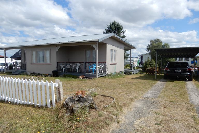 Photo of property in 6 Cambridge Street, Putaruru, 3411