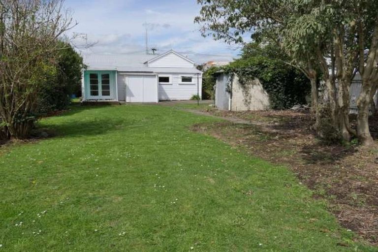 Photo of property in 51a Union Street, Hawera, 4610