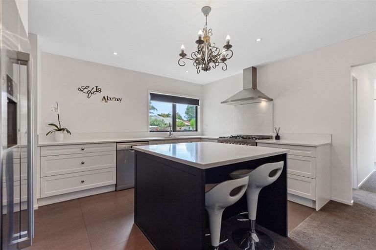 Photo of property in 83 Stableford Drive, Pyes Pa, Tauranga, 3112
