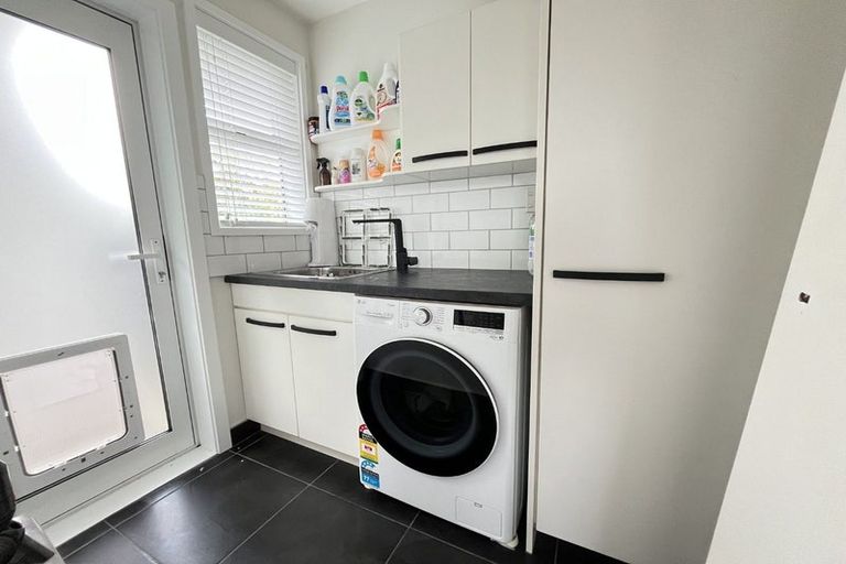 Photo of property in 28 Ingrid Street, Parklands, Christchurch, 8083