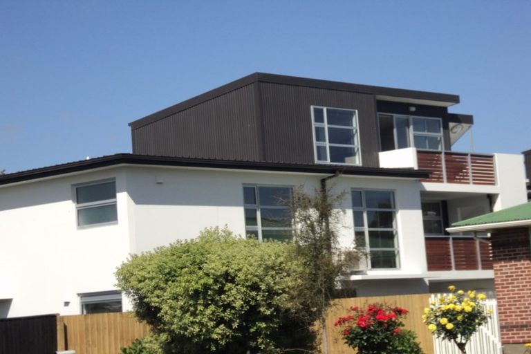 Photo of property in 43 Grafton Street, Waltham, Christchurch, 8011