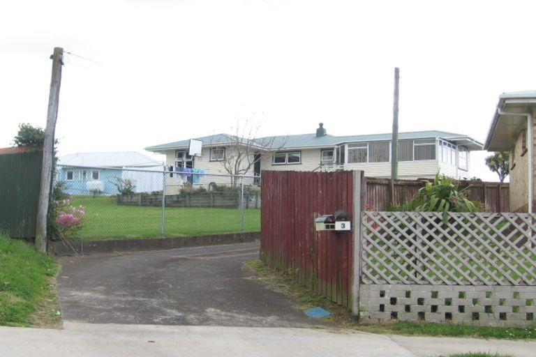 Photo of property in 3 Deering Place, Papatoetoe, Auckland, 2025