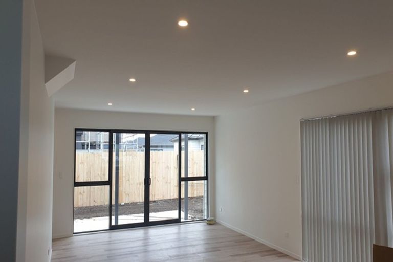 Photo of property in 190 Walters Road, Takanini, 2110