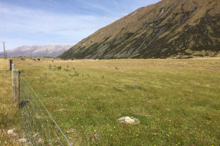 Photo of property in 860 Manuka Terrace, Ben Ohau, Twizel, 7999