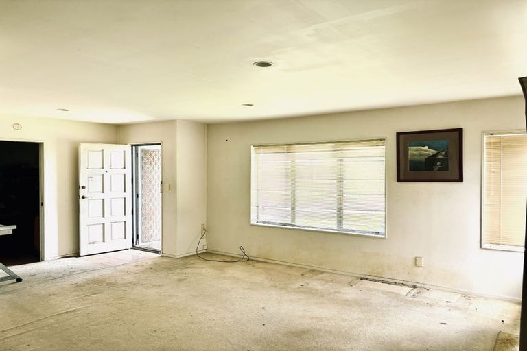 Photo of property in 19 The Grove, Red Beach, 0932