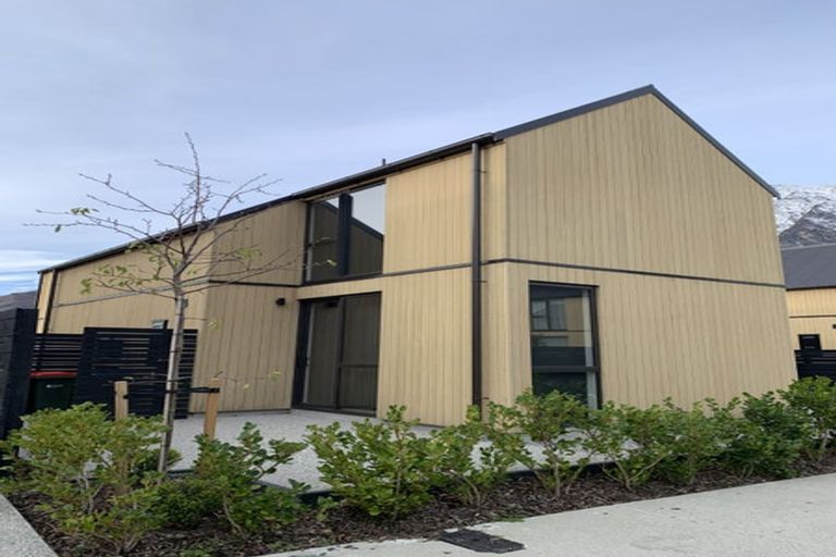 Photo of property in 5 Boulder Lane, Jacks Point, 9371