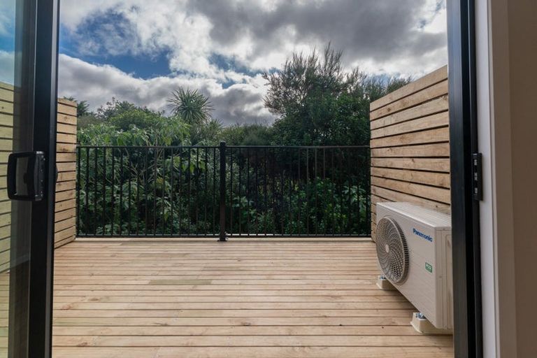 Photo of property in 2/125b Metcalfe Road, Ranui, Auckland, 0612