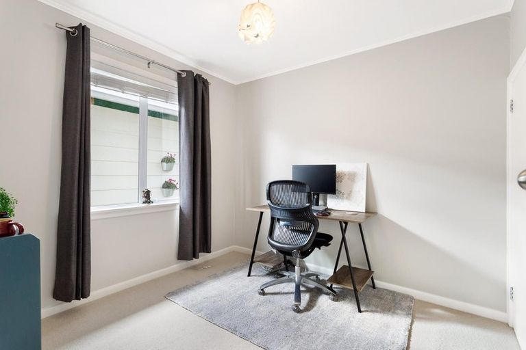 Photo of property in 699 Te Atatu Road, Te Atatu Peninsula, Auckland, 0610