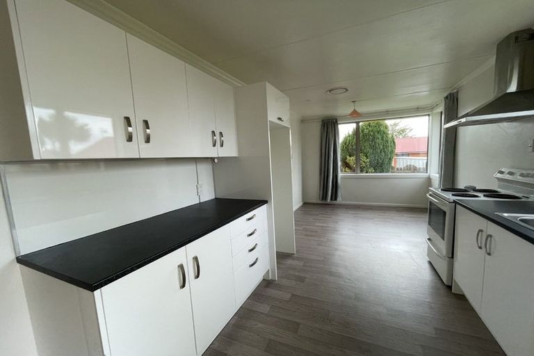 Photo of property in 66 Adamson Crescent, Glengarry, Invercargill, 9810