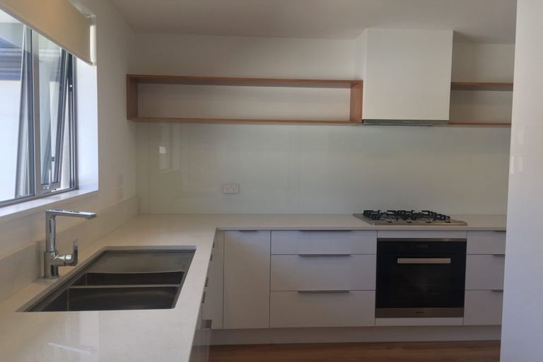 Photo of property in 4/33 Darvel Street, Riccarton, Christchurch, 8011