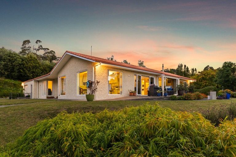 Photo of property in 132 Lane Road, Havelock North, 4130