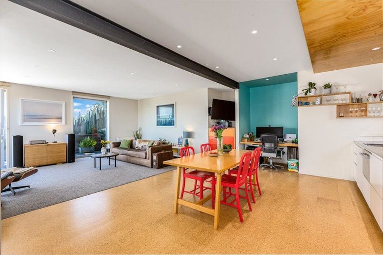 Photo of property in 67a Sidlaw Street, Strathmore Park, Wellington, 6022