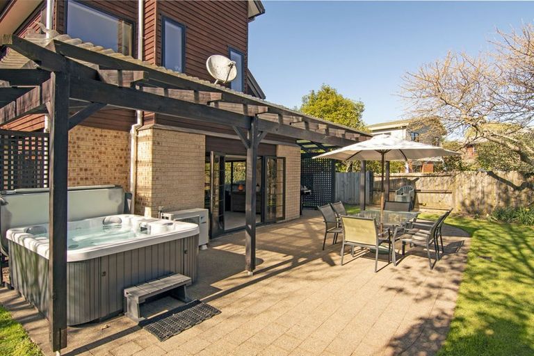 Photo of property in 7 James Place, Richmond, 7020