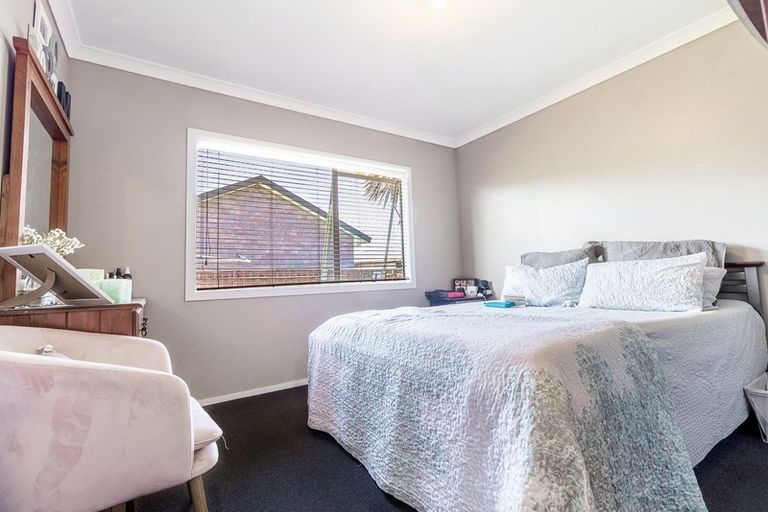 Photo of property in 6 Harvard Court, Melville, Hamilton, 3206