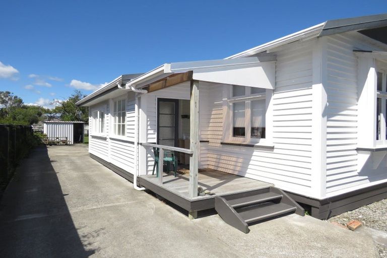 Photo of property in 241 Palmerston Street, Westport, 7825