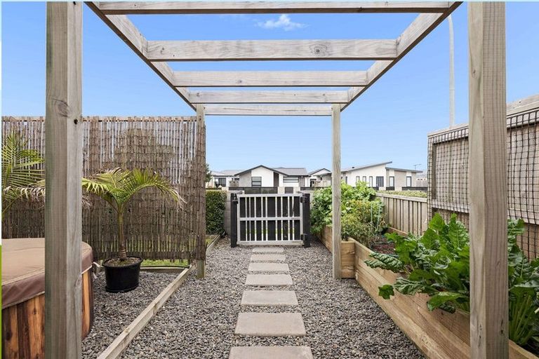 Photo of property in 20 Toi Place, Papamoa, 3118