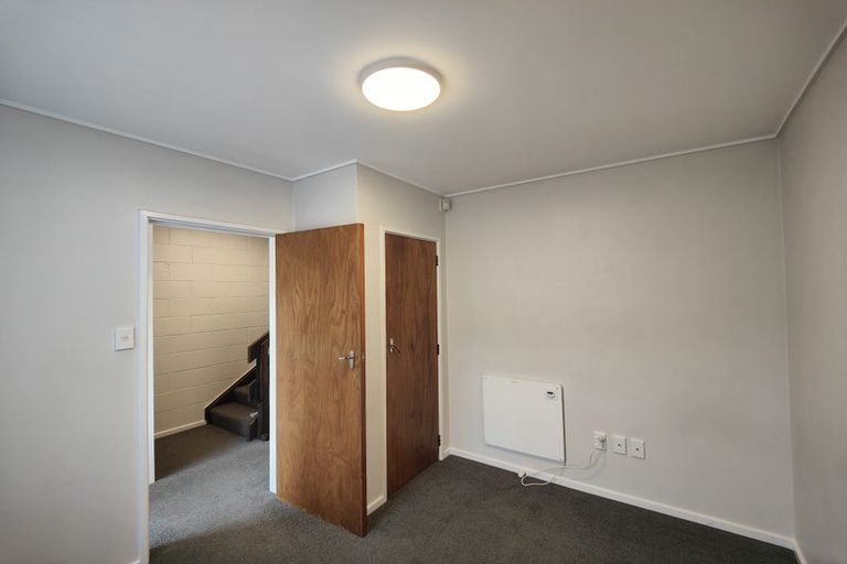 Photo of property in 5/21 Collins Avenue, Tawa, Wellington, 5028