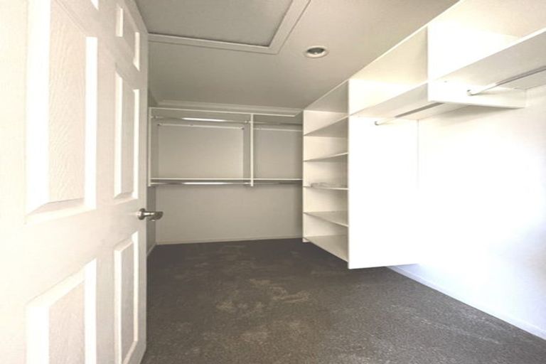 Photo of property in 3 Dione Place, Flat Bush, Auckland, 2016