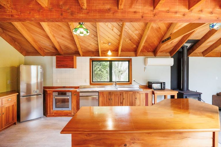 Photo of property in 353 Kahuterawa Road, Linton, Palmerston North, 4472