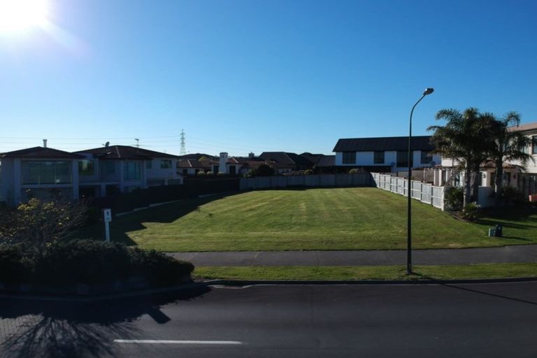 Photo of property in 266 Harbourside Drive, Karaka, Papakura, 2113