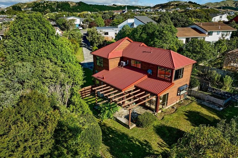 Photo of property in 3 Picketboat Lane, Whitby, Porirua, 5024