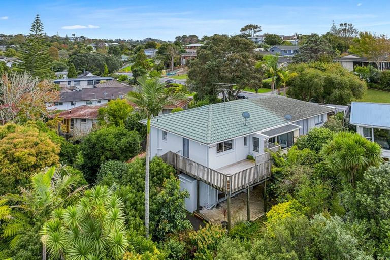 Photo of property in 2/18 Glamorgan Drive, Torbay, Auckland, 0630