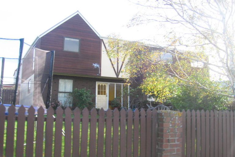 Photo of property in 14 Cassley Crescent, Papakowhai, Porirua, 5024