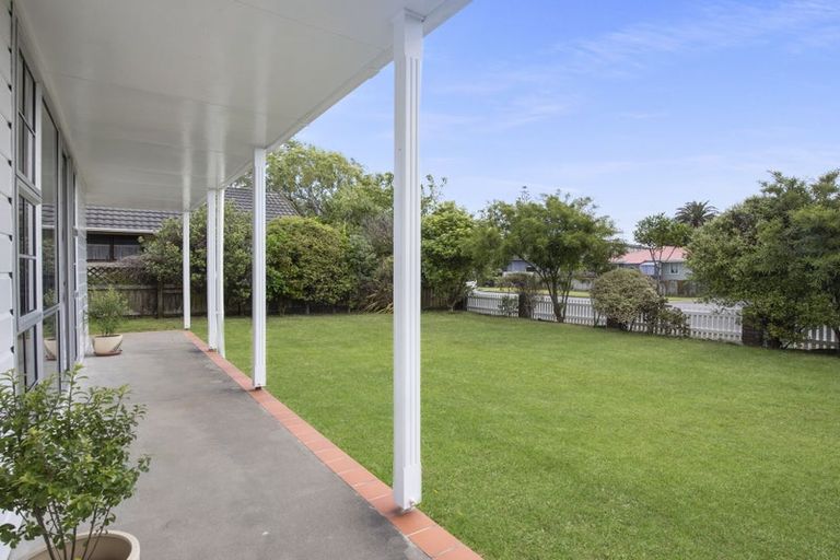 Photo of property in 18 Te Kupe Road, Paraparaumu Beach, Paraparaumu, 5032