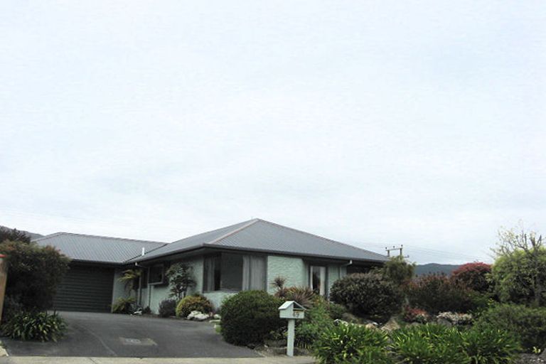 Photo of property in 49 Masefield Street, Stoke, Nelson, 7011