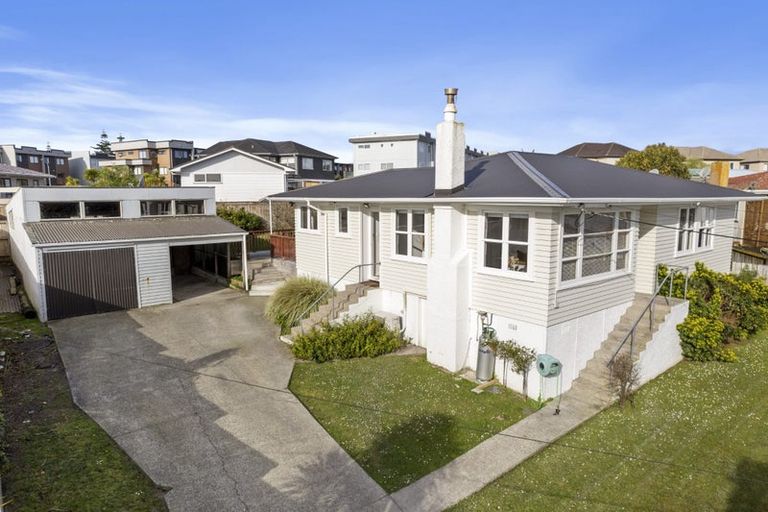 Photo of property in 13 Sheehan Road, Te Atatu South, Auckland, 0610
